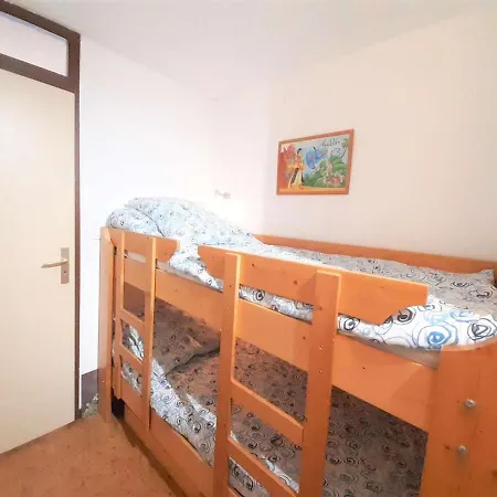 T2 Pour 6 Personnes, Balcon, Parking, St-lary-soulan - Fr-1-457-142 アパート *