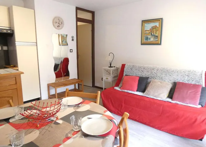 T2 Pour 6 Personnes, Balcon, Parking, St-lary-soulan - Fr-1-457-142 アパート *